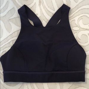 Lululemon sports bra size 8